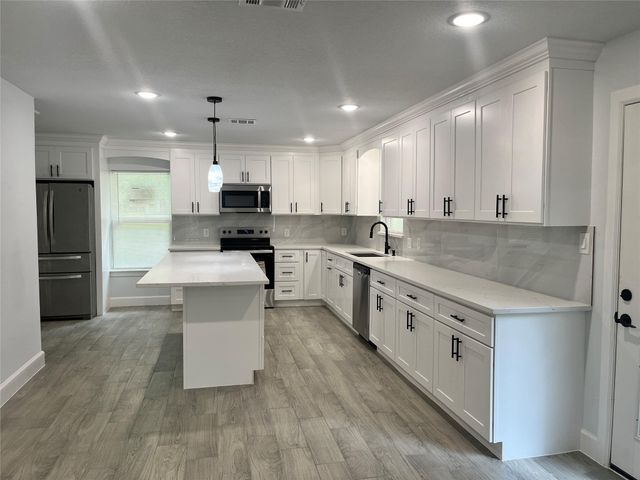 482 Rolling, Livingston, TX 77351