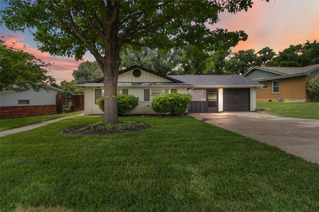 4912 Odessa Avenue, Fort Worth, TX 76133