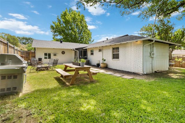 4912 Odessa Avenue, Fort Worth, TX 76133