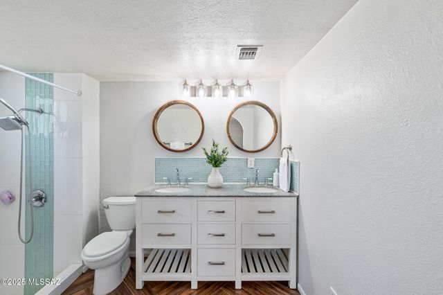 6070 W Desert Marigold Lane, Tucson, AZ 85742