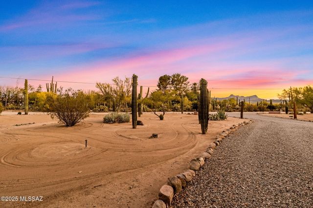 6070 W Desert Marigold Lane, Tucson, AZ 85742