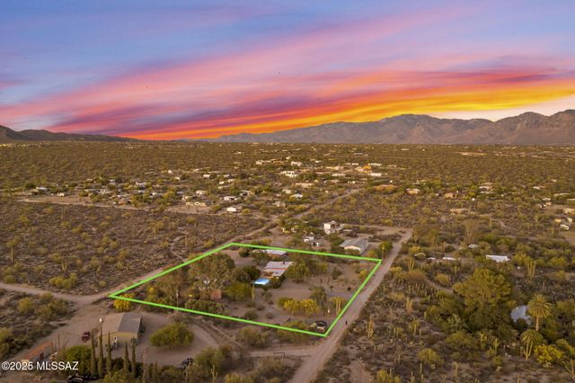 6070 W Desert Marigold Lane, Tucson, AZ 85742