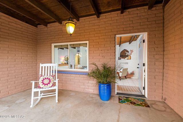 6070 W Desert Marigold Lane, Tucson, AZ 85742