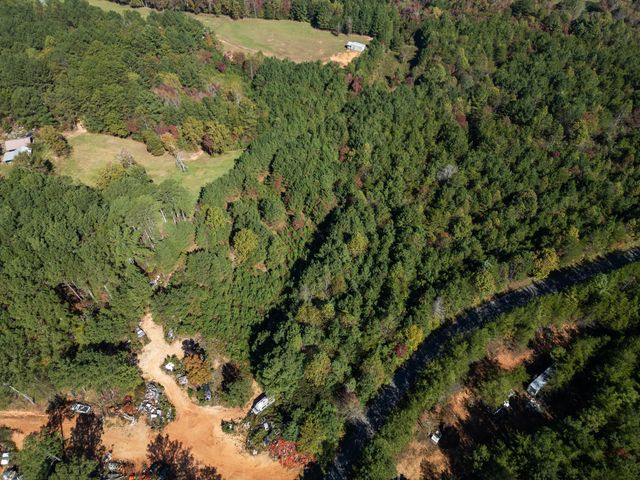227 Mcallister Road, Copperhill, TN 37317