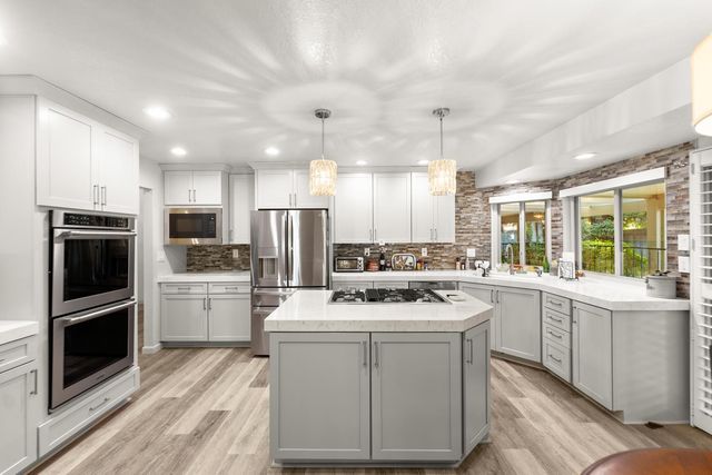 8833 Mountbatten Way, Elk Grove, CA 95624