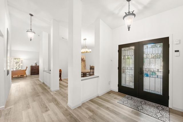 8833 Mountbatten Way, Elk Grove, CA 95624