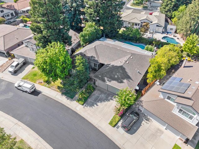 8833 Mountbatten Way, Elk Grove, CA 95624