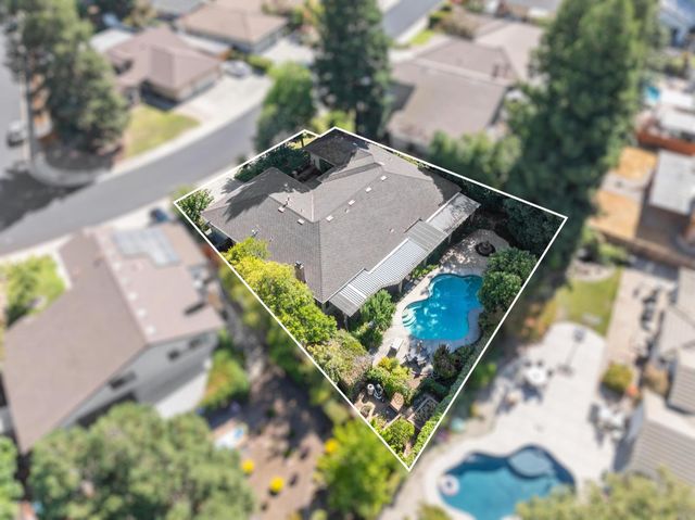 8833 Mountbatten Way, Elk Grove, CA 95624