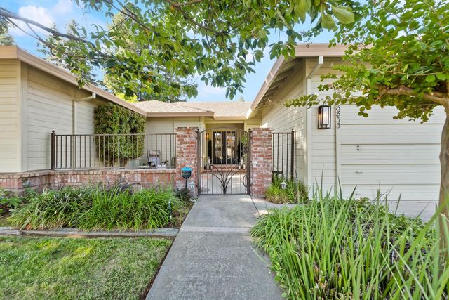 8833 Mountbatten Way, Elk Grove, CA 95624