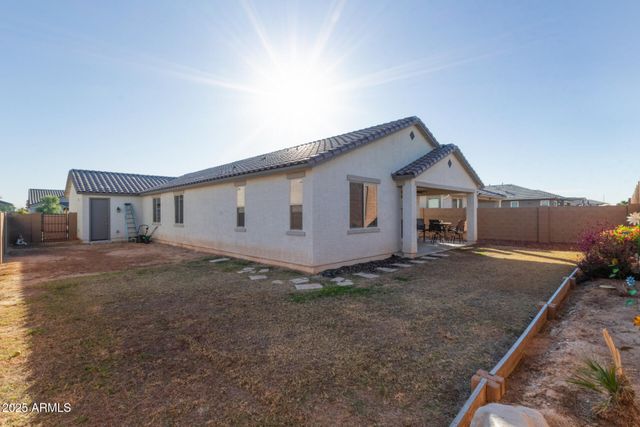 18572 W COTTONTAIL Lane, Wittmann, AZ 85361