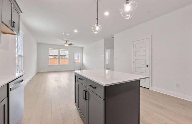 13312 Lapoynor ST, Manor, TX 78653