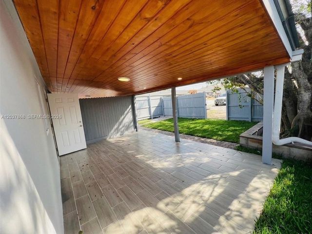 2434 Polk Street, Hollywood, FL 33020