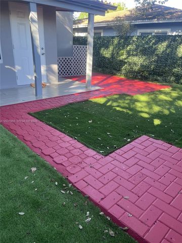 2434 Polk Street, Hollywood, FL 33020