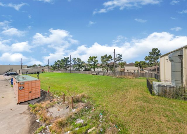 7951 Barker Cypress Road, Cypress, TX 77433