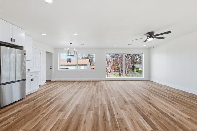 717 Calcutta Drive, Dallas, TX 75241