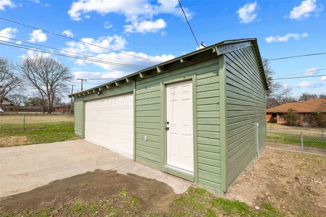 717 Calcutta Drive, Dallas, TX 75241