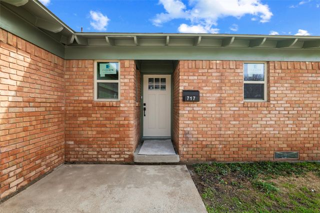 717 Calcutta Drive, Dallas, TX 75241