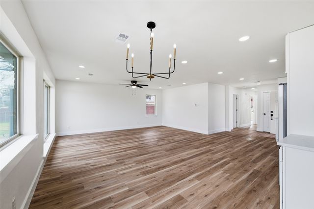 717 Calcutta Drive, Dallas, TX 75241