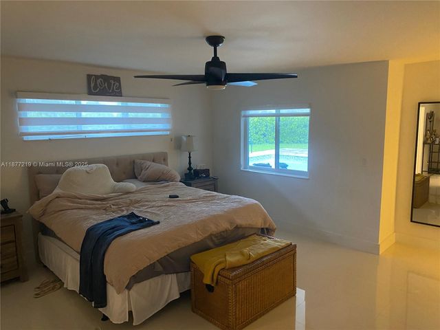 9203 SW 136th Ter, Miami, FL 33176