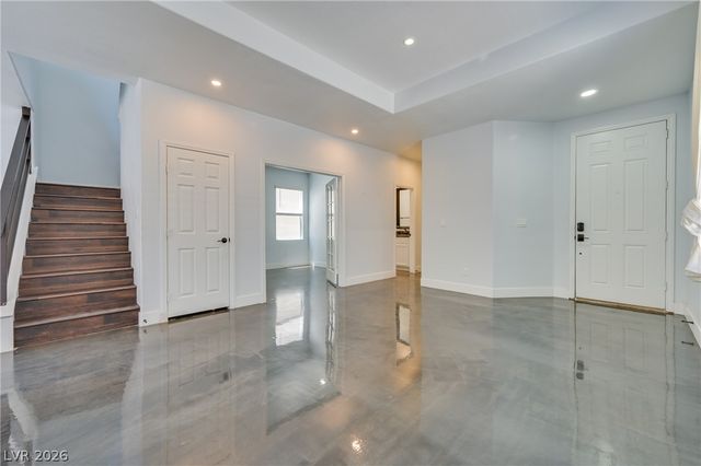 7016 Flowering Willow Street, Las Vegas, NV 89148