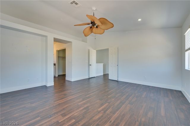7016 Flowering Willow Street, Las Vegas, NV 89148