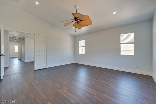 7016 Flowering Willow Street, Las Vegas, NV 89148