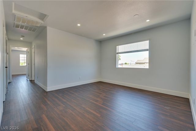 7016 Flowering Willow Street, Las Vegas, NV 89148