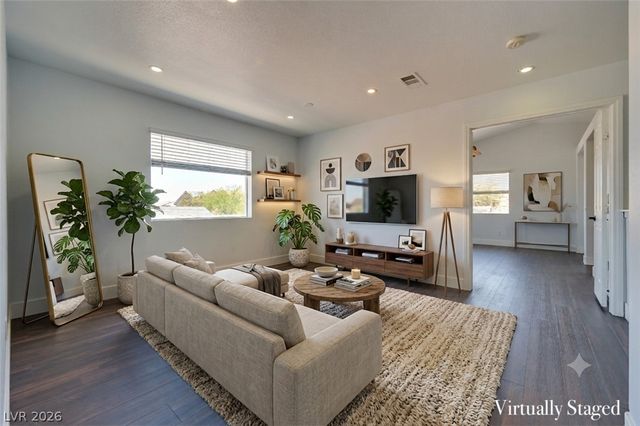 7016 Flowering Willow Street, Las Vegas, NV 89148