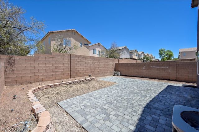 7016 Flowering Willow Street, Las Vegas, NV 89148