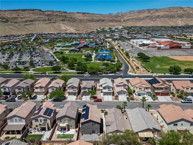 7016 Flowering Willow Street, Las Vegas, NV 89148