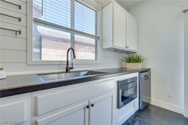 7016 Flowering Willow Street, Las Vegas, NV 89148