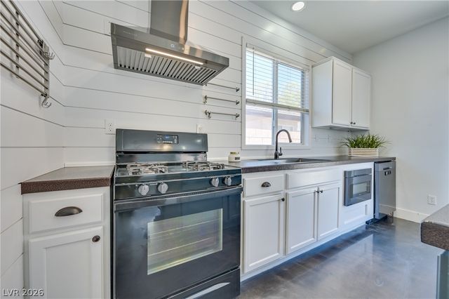 7016 Flowering Willow Street, Las Vegas, NV 89148