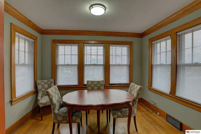 5216 S 38th Street, Omaha, NE 68107