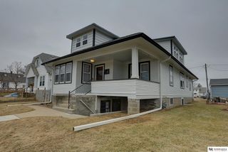 5216 S 38th Street, Omaha, NE 68107