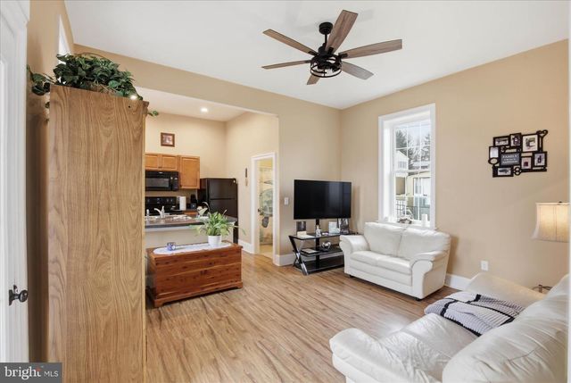 302 S FRONT ST, Wrightsville, PA 17368