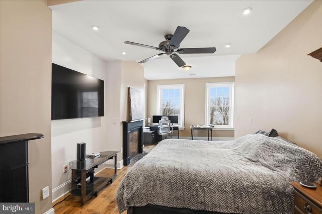 302 S FRONT ST, Wrightsville, PA 17368