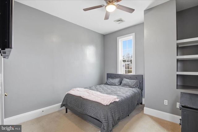 302 S FRONT ST, Wrightsville, PA 17368