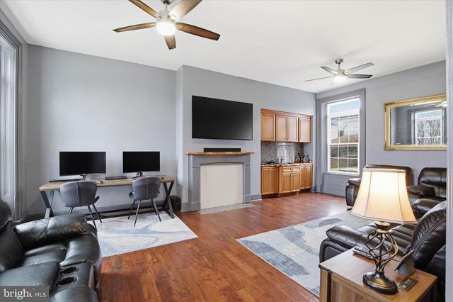 302 S FRONT ST, Wrightsville, PA 17368