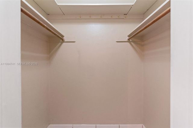 7600 W 12th Ave, Hialeah, FL 33014