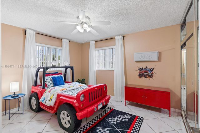 7600 W 12th Ave, Hialeah, FL 33014