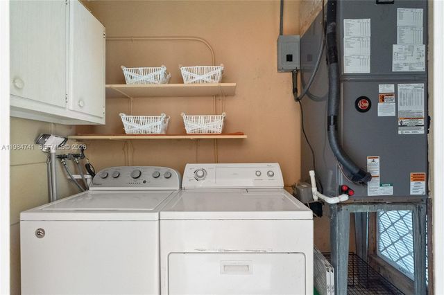 7600 W 12th Ave, Hialeah, FL 33014