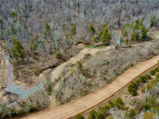 Madison 2251, Huntsville, AR 72740