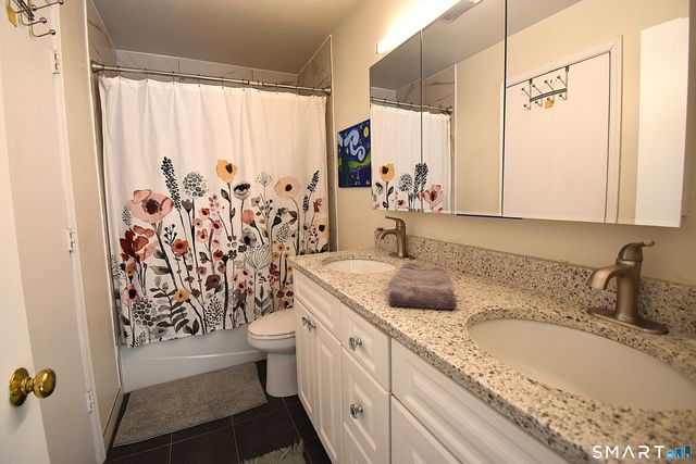 925 Oronoke Road 38A, Waterbury, CT 06708