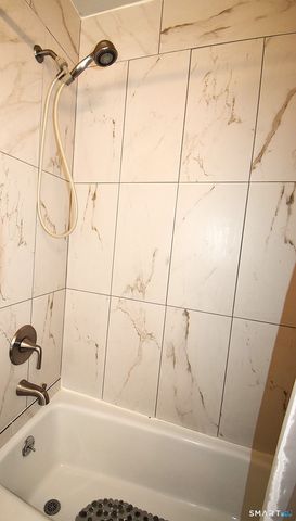 925 Oronoke Road 38A, Waterbury, CT 06708