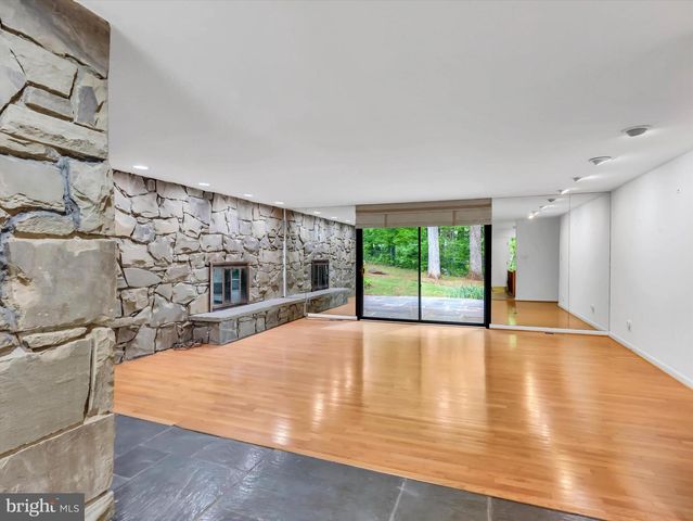 6509 BRADLEY BLVD, Bethesda, MD 20817