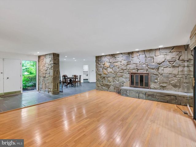 6509 BRADLEY BLVD, Bethesda, MD 20817