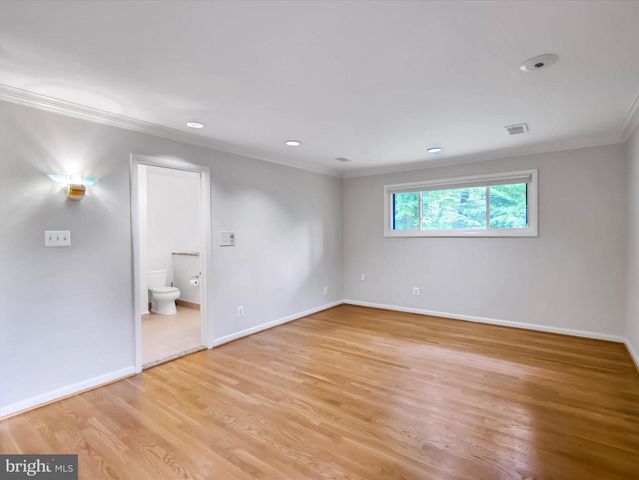 6509 BRADLEY BLVD, Bethesda, MD 20817