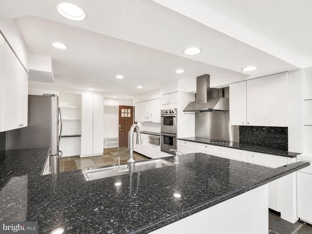 6509 BRADLEY BLVD, Bethesda, MD 20817