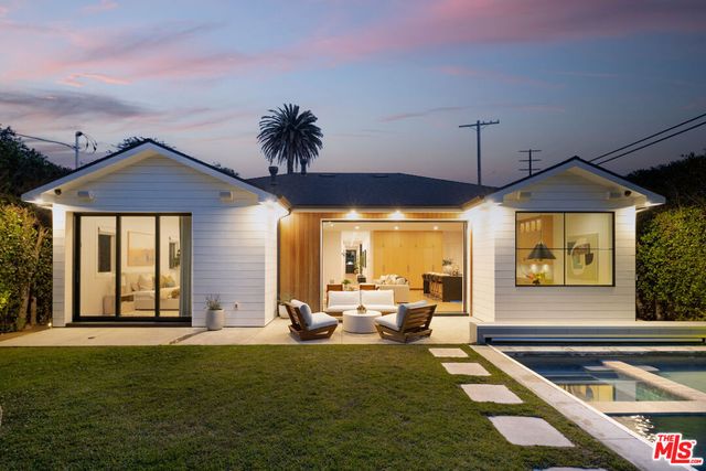 3606 Ocean View Avenue, Los Angeles, CA 90066