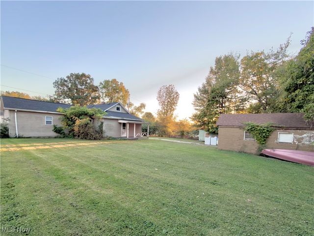 432 Taylor Avenue, Girard, OH 44420